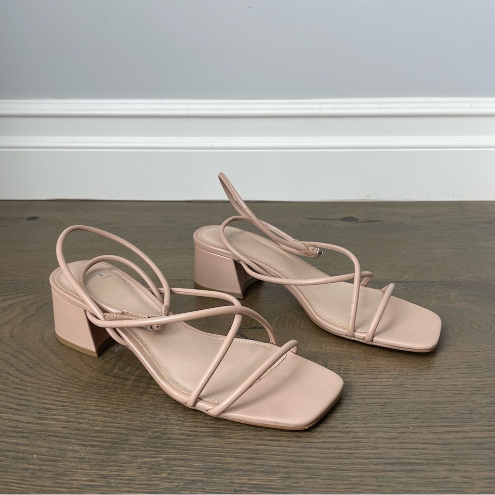 Marc Fisher Jared Heels